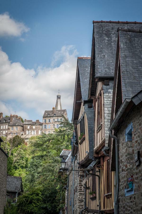 Hotel Particulier Le Mercier De Montigny -Une Nuit Sur Les Remparts- Фужер Экстерьер фото