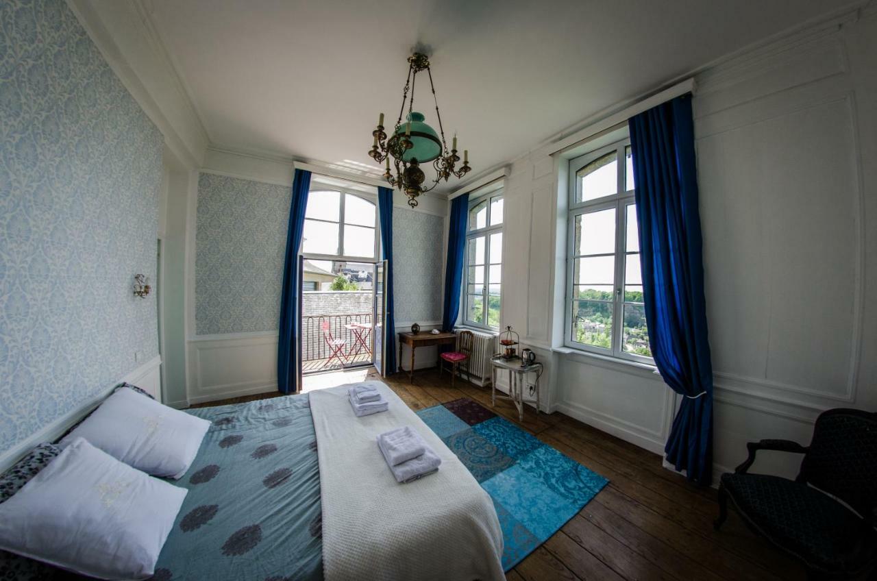 Hotel Particulier Le Mercier De Montigny -Une Nuit Sur Les Remparts- Фужер Экстерьер фото